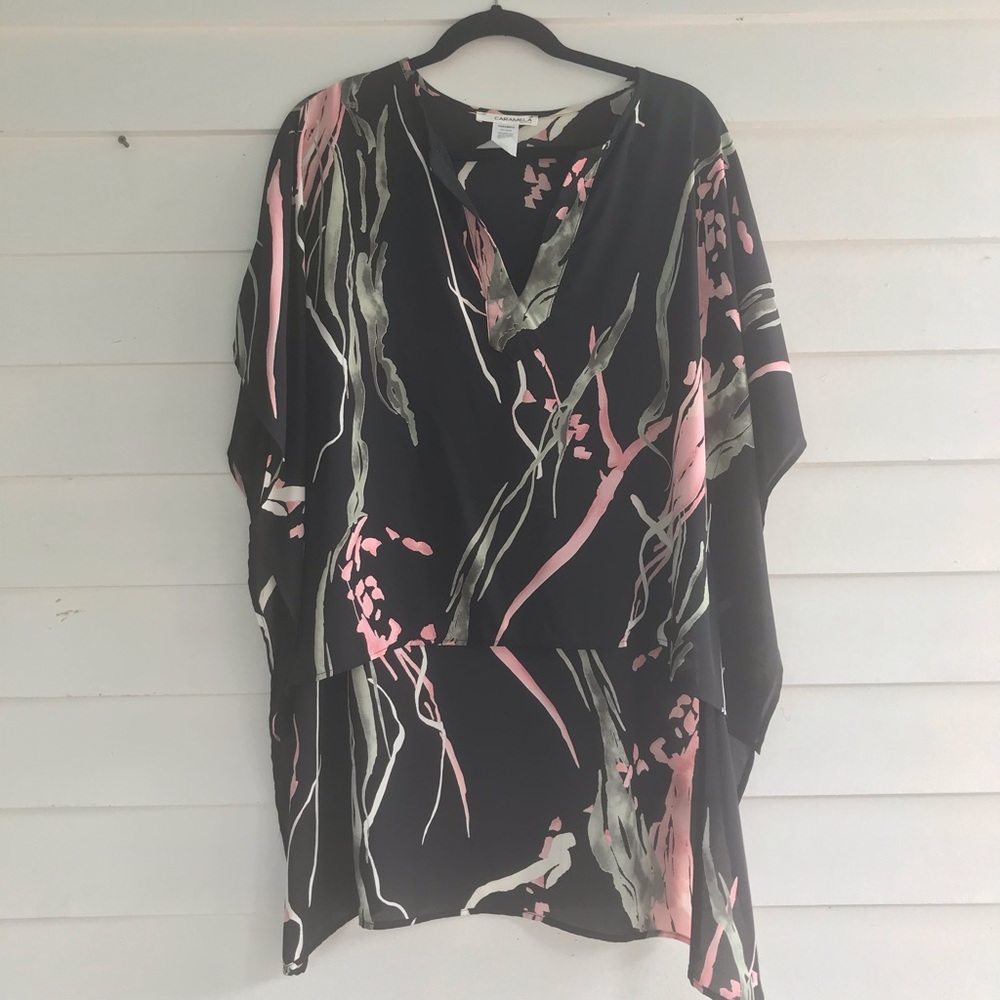 Caramela sheer black high low top with florals